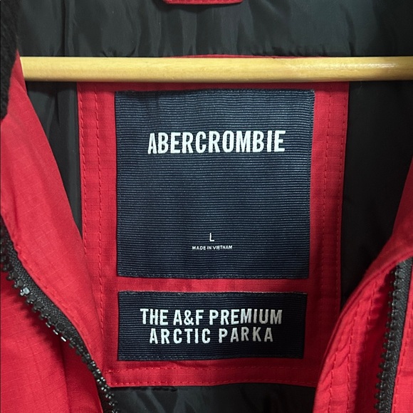 Abercrombie & Fitch Women's Arctic Parka with Faux Fur Hood - Picture 2 of 6